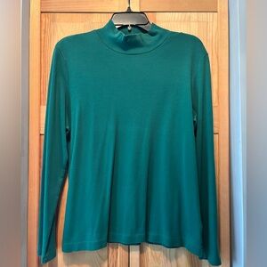 Women’s Mock Turtleneck